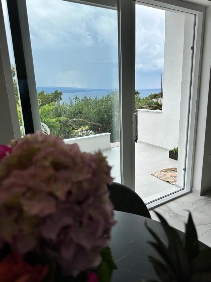 Olive View Apartment Брела Экстерьер фото