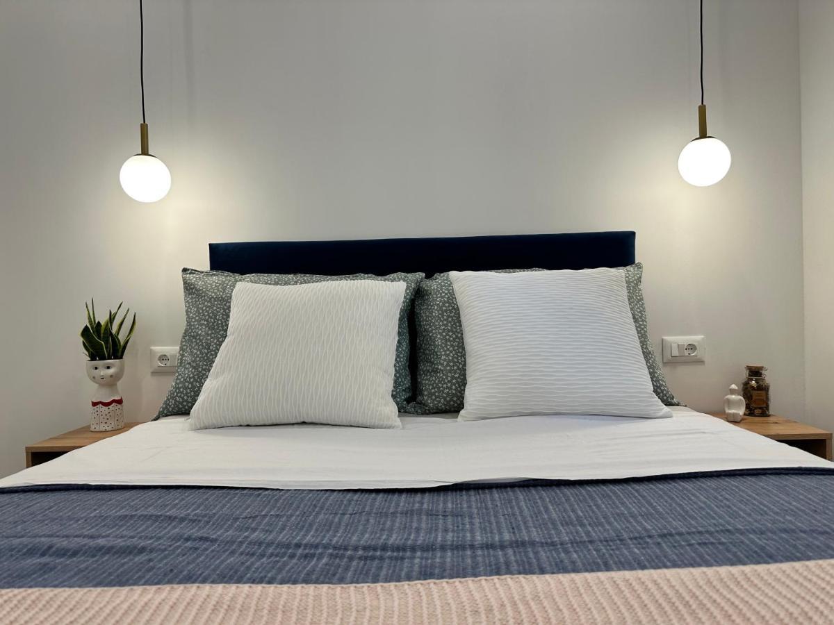 Olive View Apartment Брела Экстерьер фото